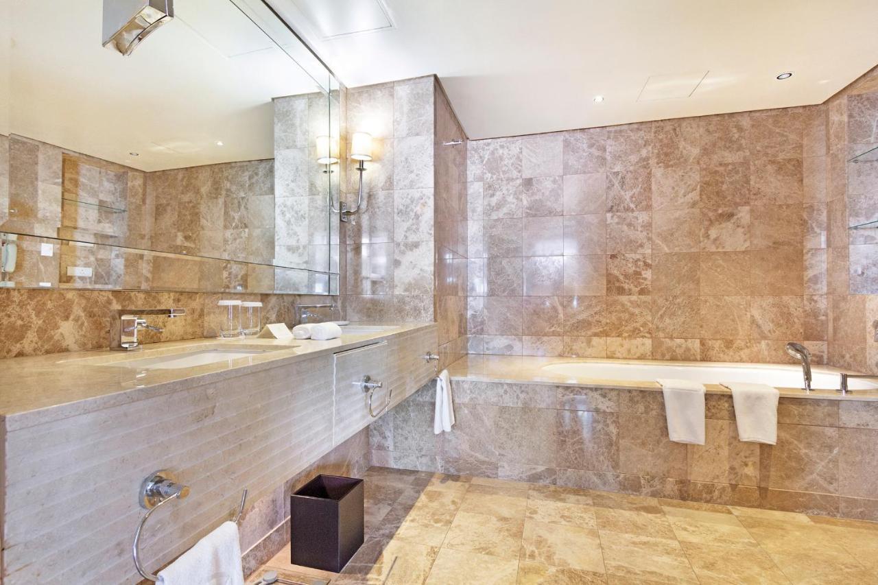 Taj Hotel Cape Town - Luxury 5 Star Suites - Very Spacious With Kitchenette, Lions Head Views Exterior photo